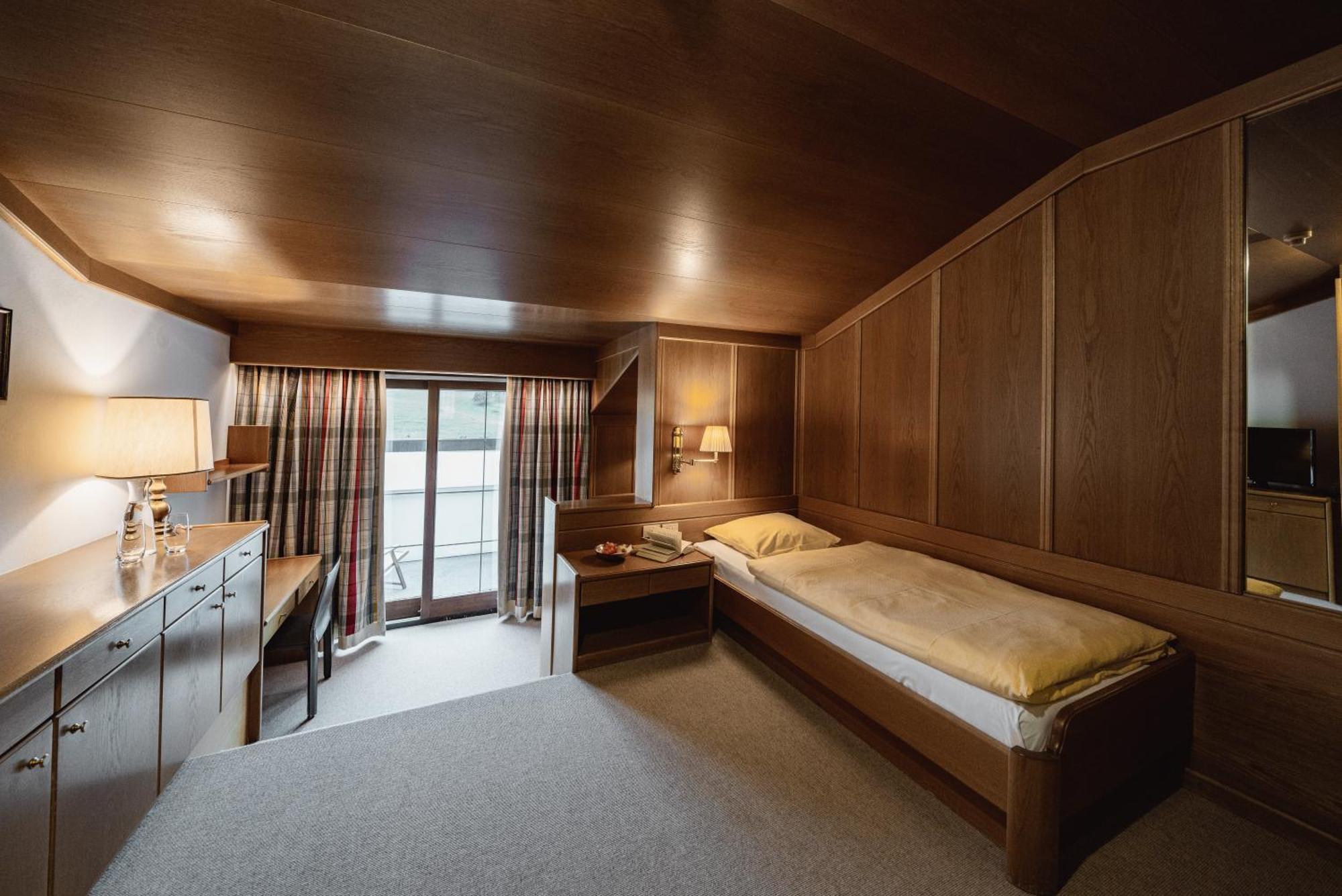 Superior Single Room,1572649010:JPEG